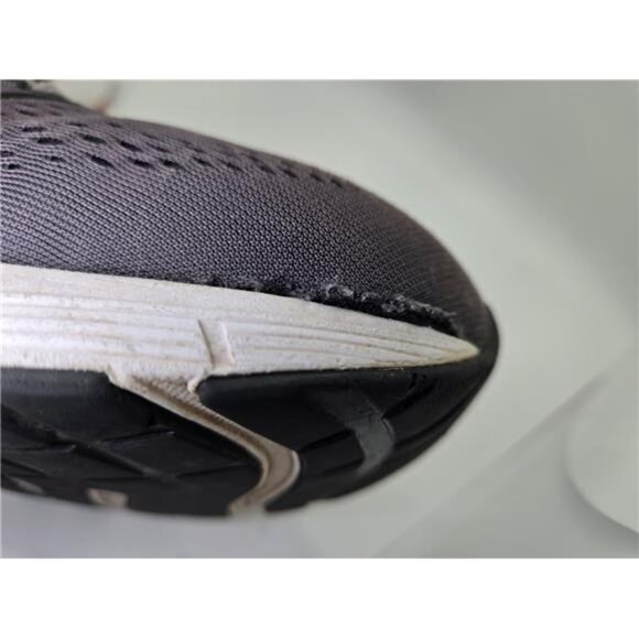 Brooks Beast 20 Shoes Mens 12 2E Wide Grey Running Athletic Workout Gym Sneakers - Picture 2 of 9